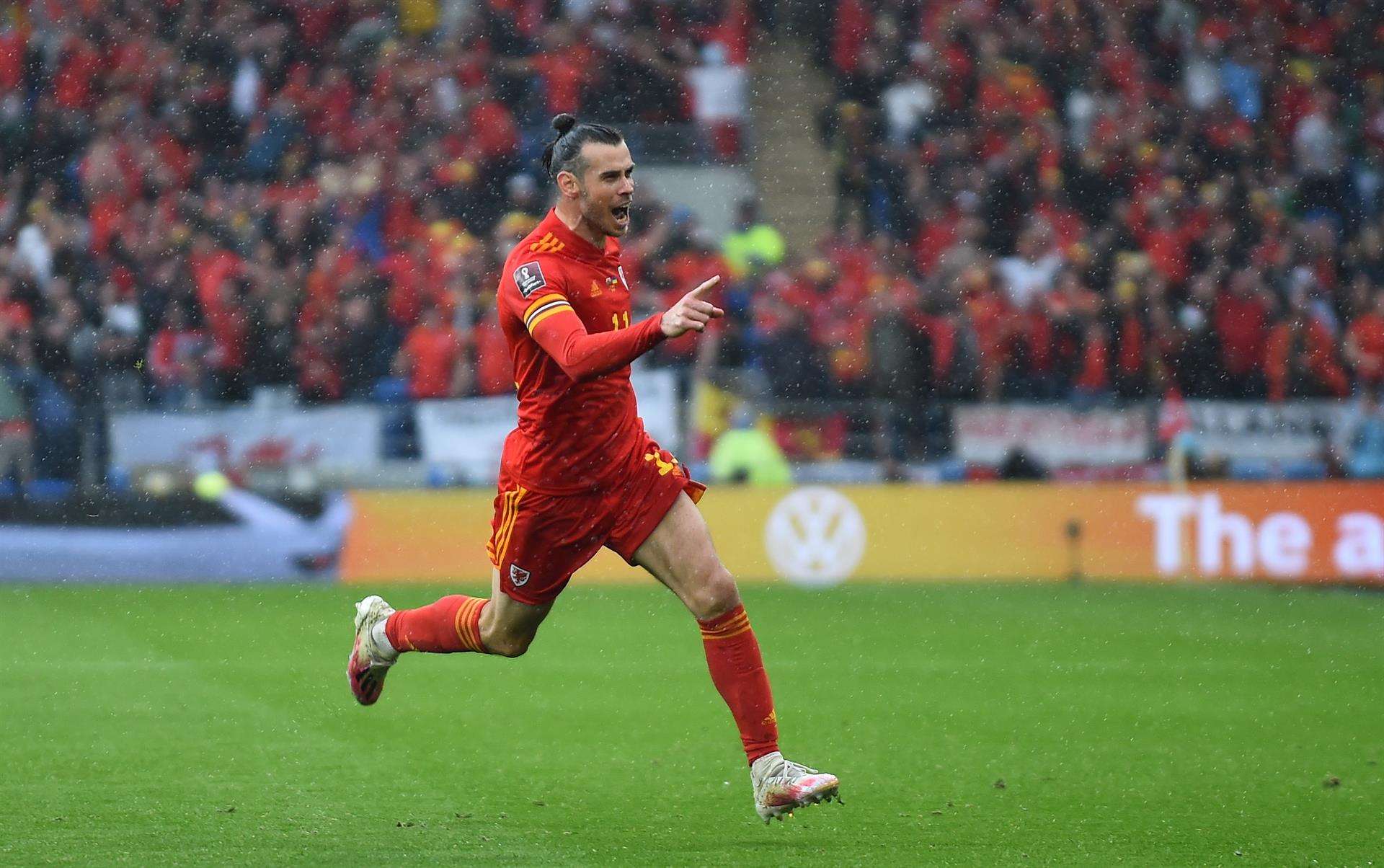 EFE/EPA/Peter Powell