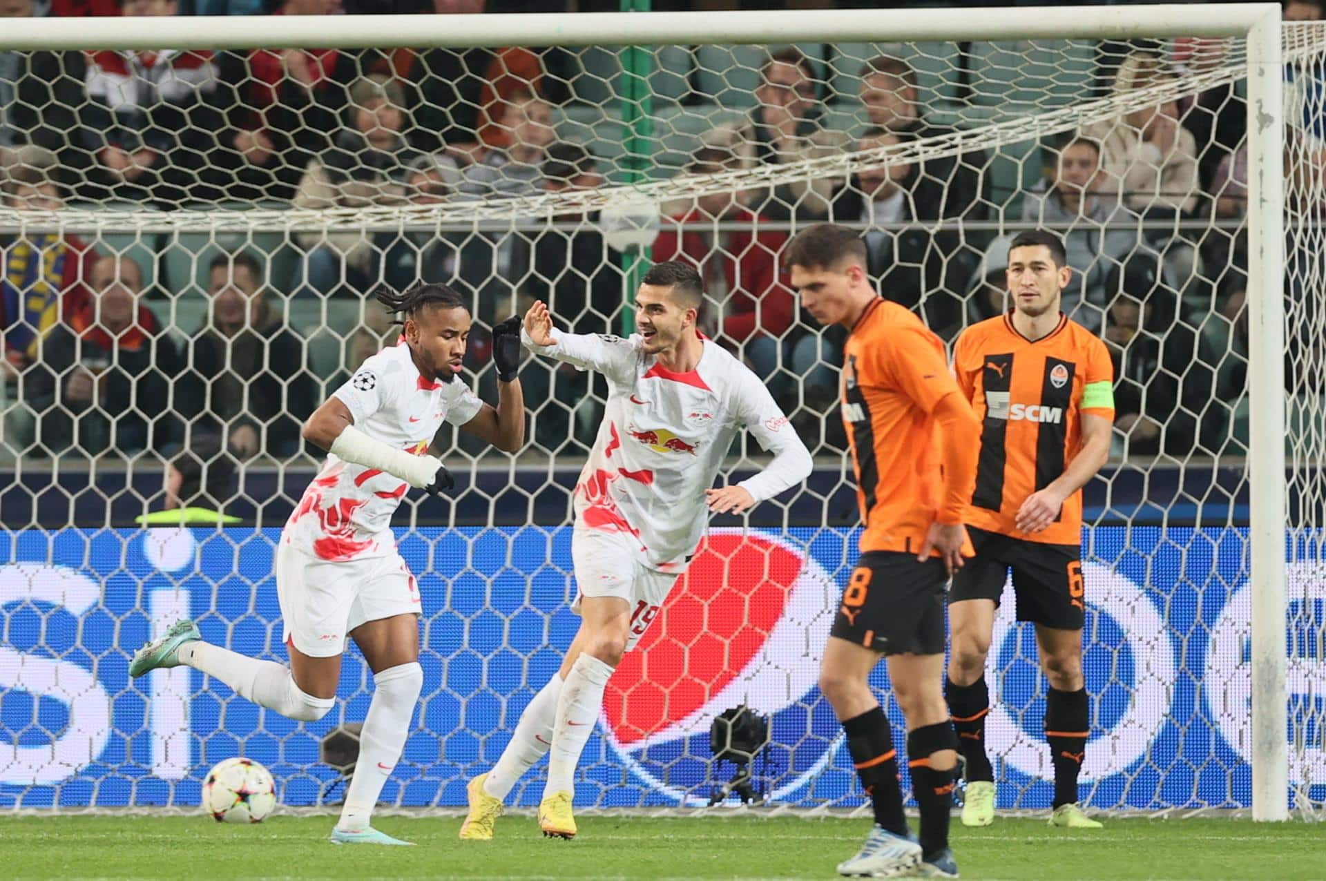 EFE/EPA/Leszek Szymanski