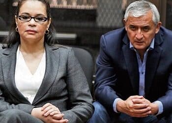 Sentencian a 16 años de cárcel a Otto Pérez Molina y Roxana Baldetti