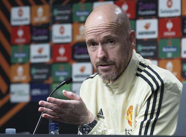El entrenador del Manchester United Erik ten Hag en una foto de archivo. EFE/ Javier Etxezarreta