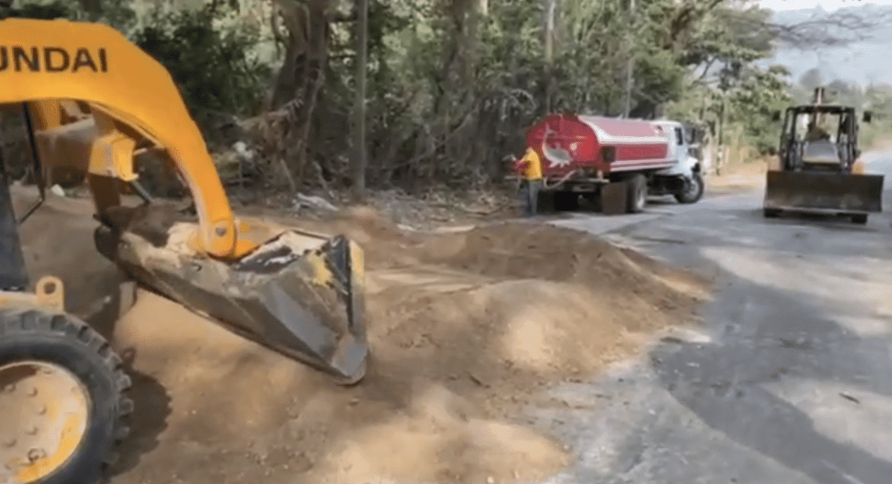 En circunvalación al lago en Amatitlán, no hay paso por trabajos de Covial