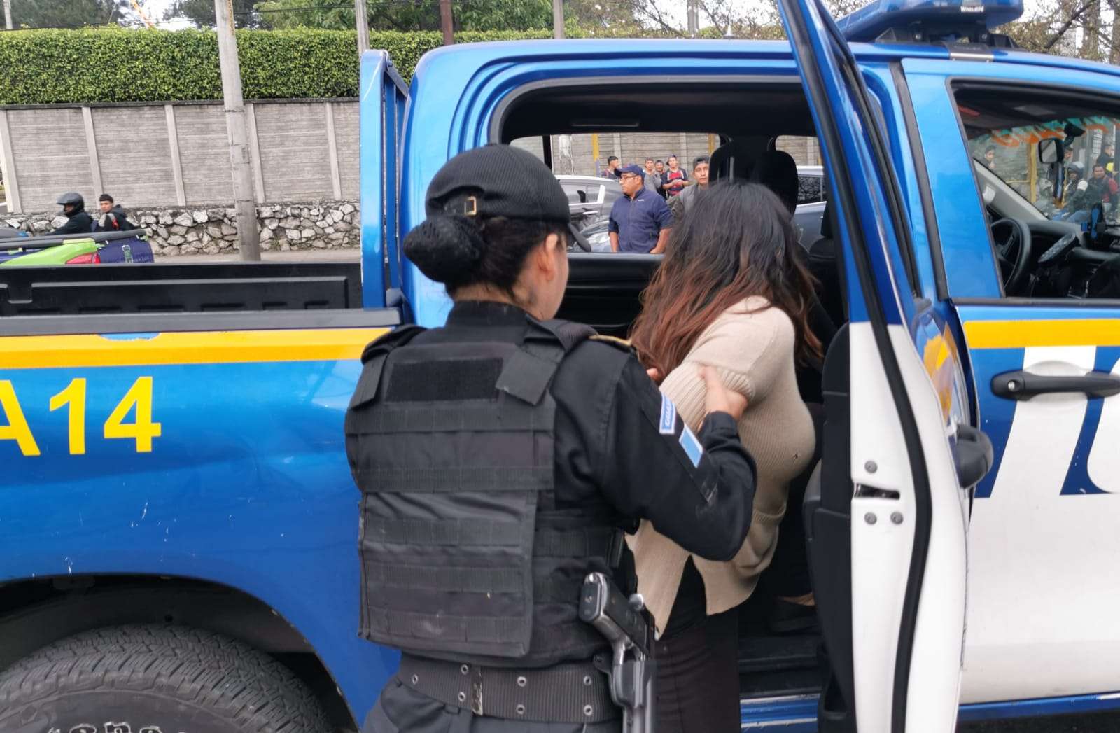 Sicario de 16 años se hiere con su arma al intentar realizar un ataque