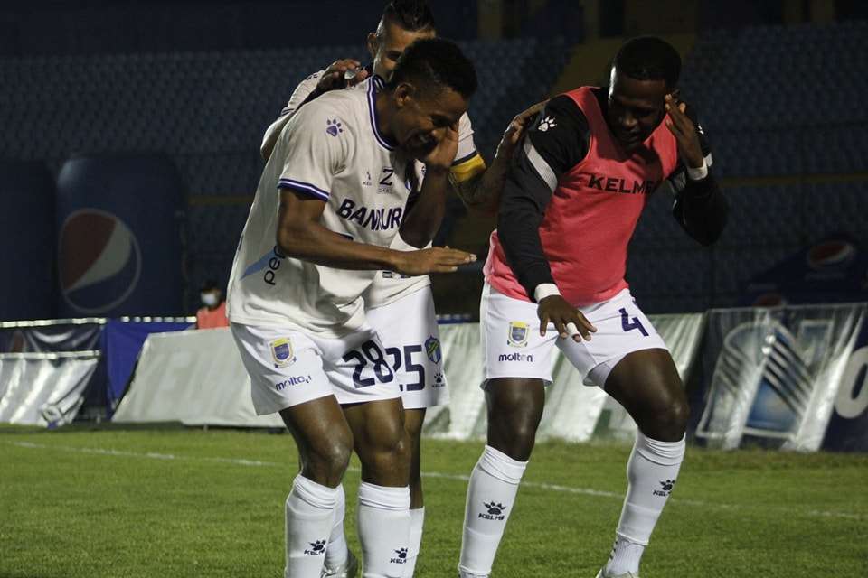 Comunicaciones 3 1 Santa Lucía