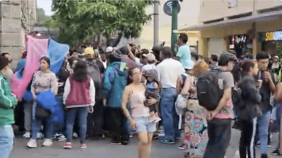 EN VIDEO | Disparan y asesinan a hombre en la Sexta Avenida de la zona 1
