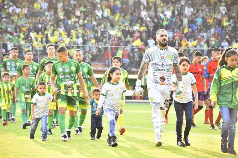 Liborio Sánchez no seguirá con Xinabajul y lo anunció en sus redes sociales