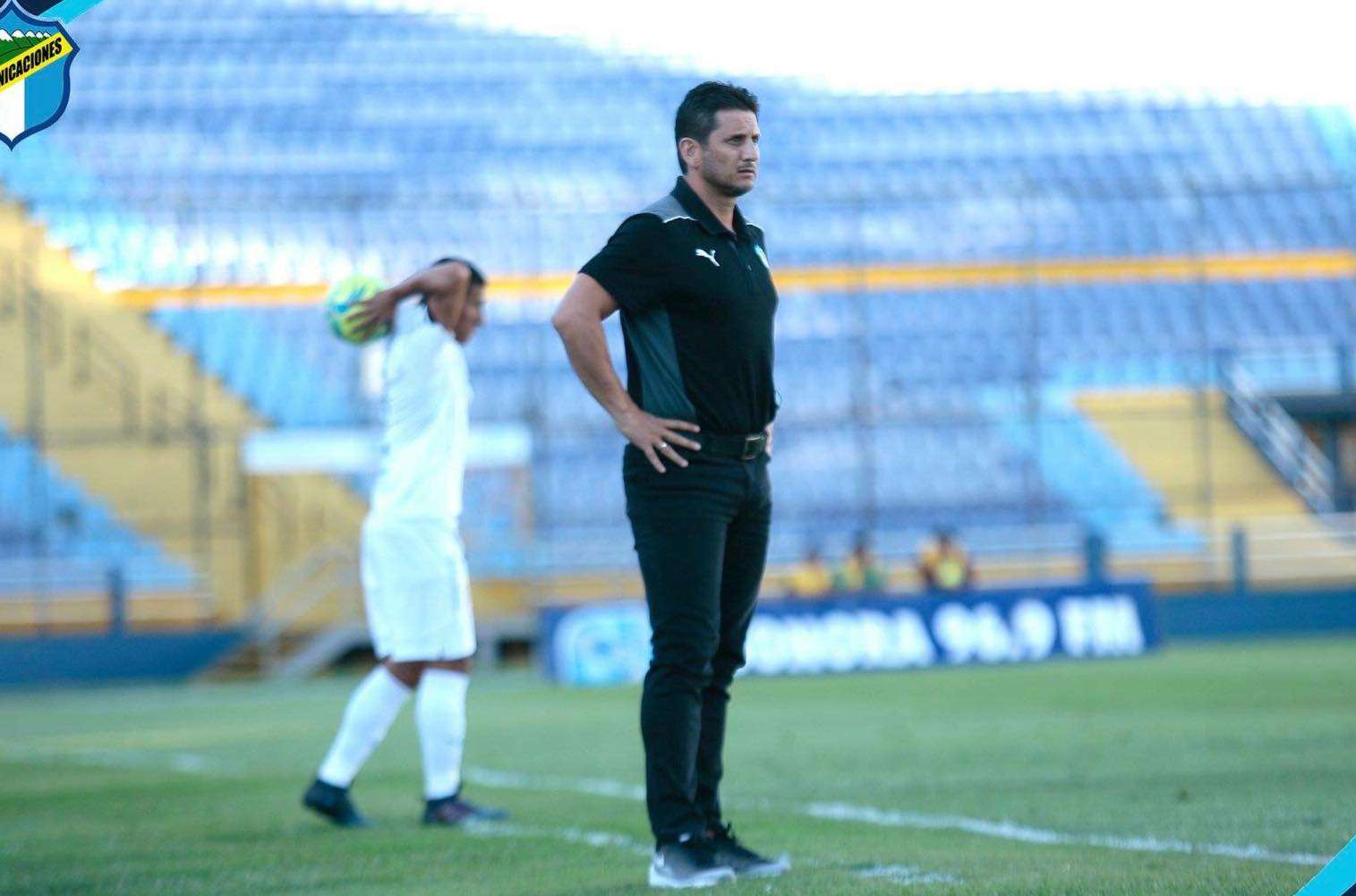 Antigua contrata a Ronald González