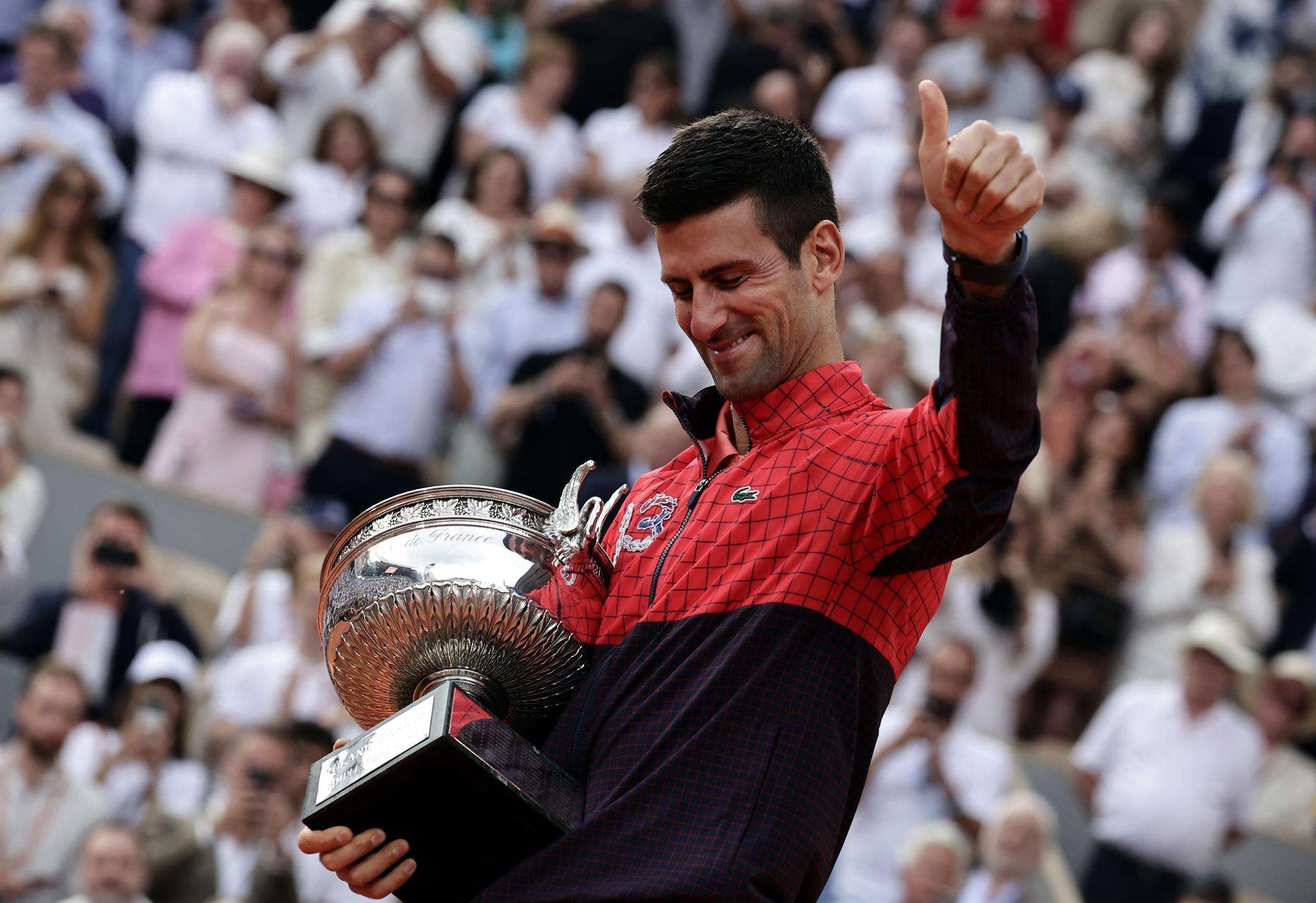 Djokovic agranda su leyenda en Roland Garros con su 23 Grand Slam y recupera el número 1