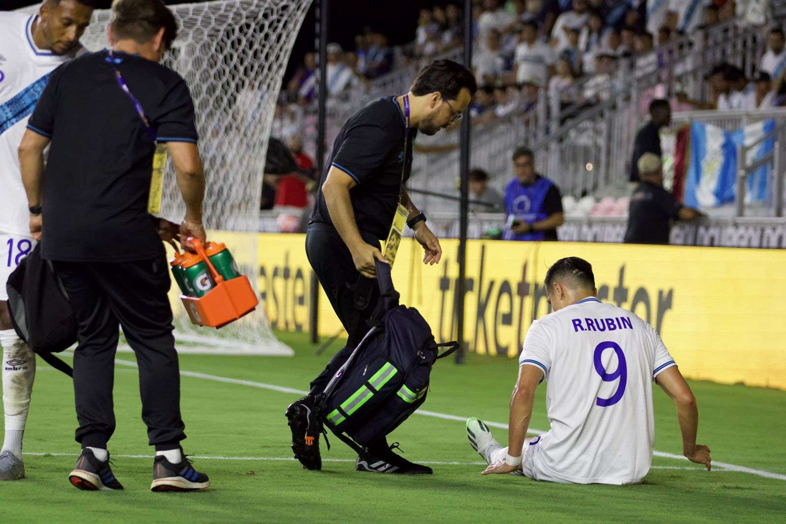Rubio Méndez Rubín Selección Nacional de Guatemala vs Cuba Copa Oro