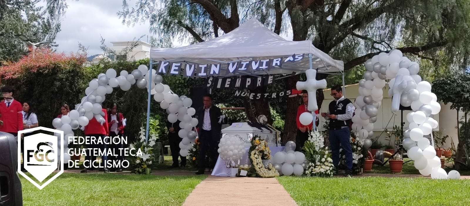 Familia y amigos de Kevin Rodas le dan el último adiós