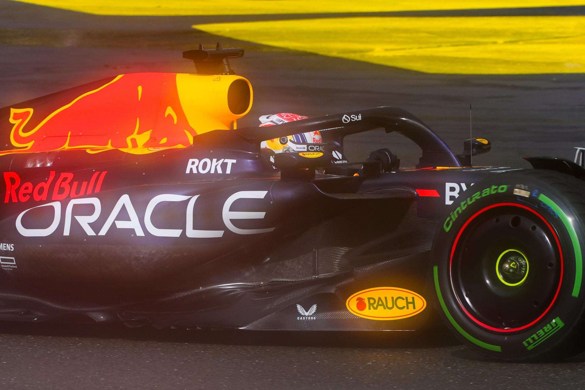 Verstappen firma otra 'pole', aunque sale sexto; y Alonso festeja su 42 el día del sprint