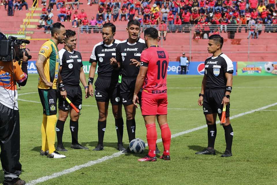 Árbitros Liga Nacional de Guatemala