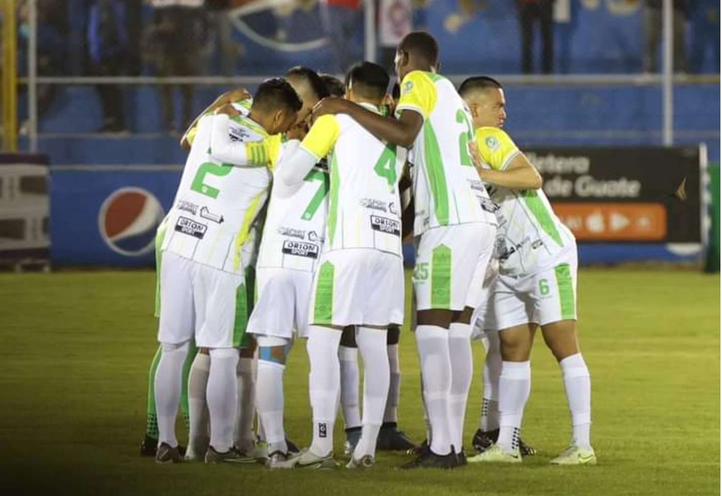 Xelajú MC cede puntos ante Xinabajul