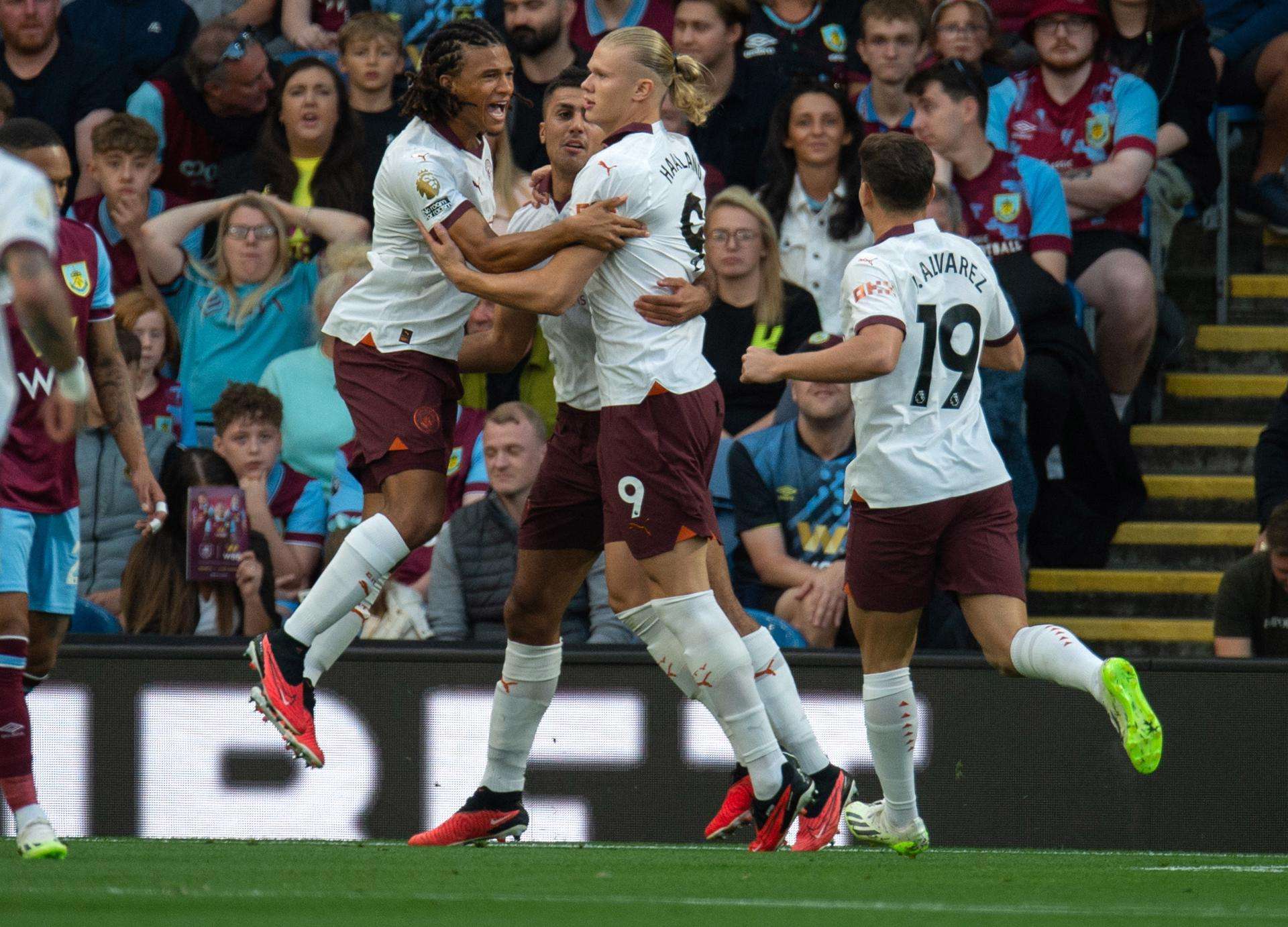 Manchester City 0-3. Haaland y Rodri aplastan al Burnley