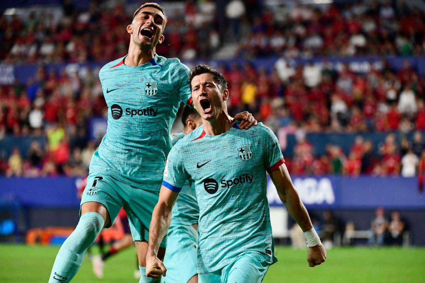 Barcelona ganó por 2-1 en su visita a Osasuna