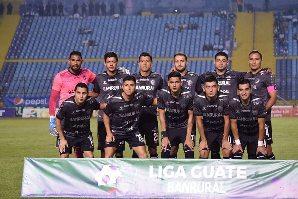 Comunicaciones venció 2-1 a Xelajú en el Doroteo Guamuch