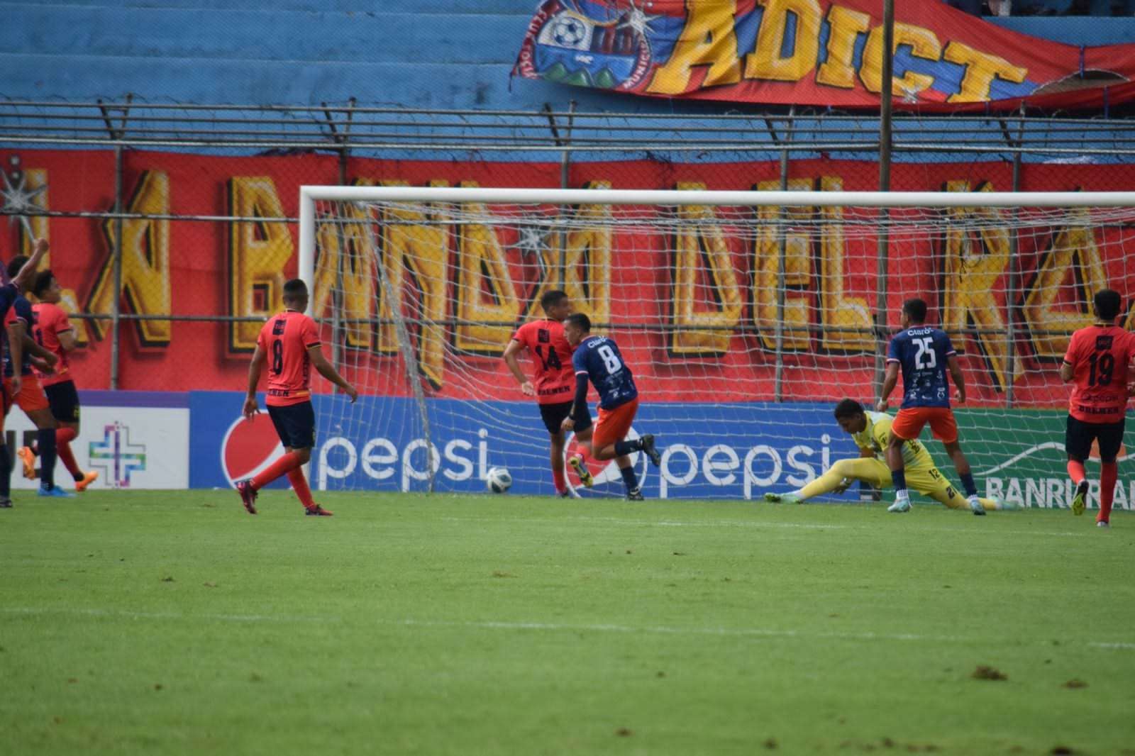 Kenderson Navarro Municipal vs Achuapa