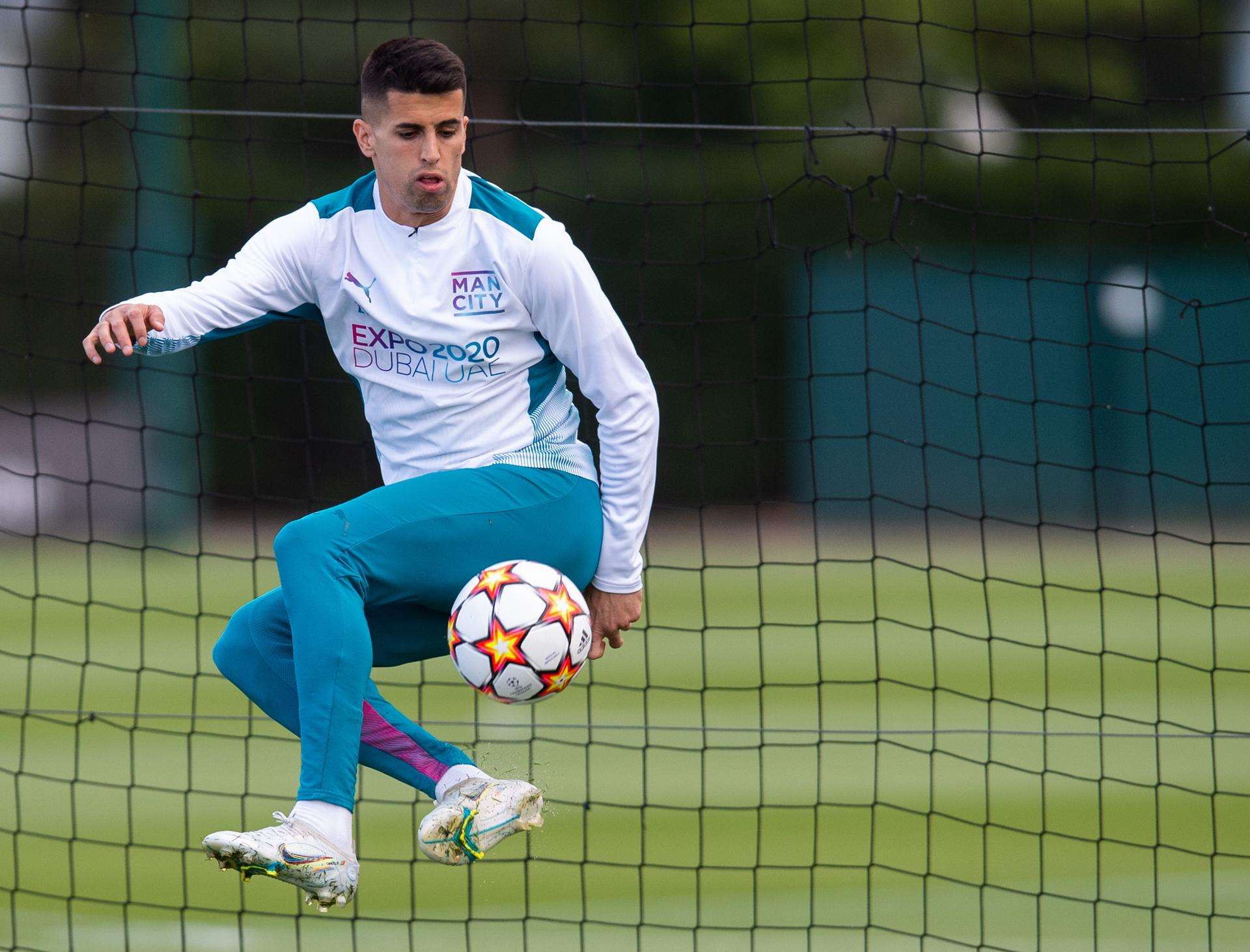 Joao Cancelo, cedido al Barcelona