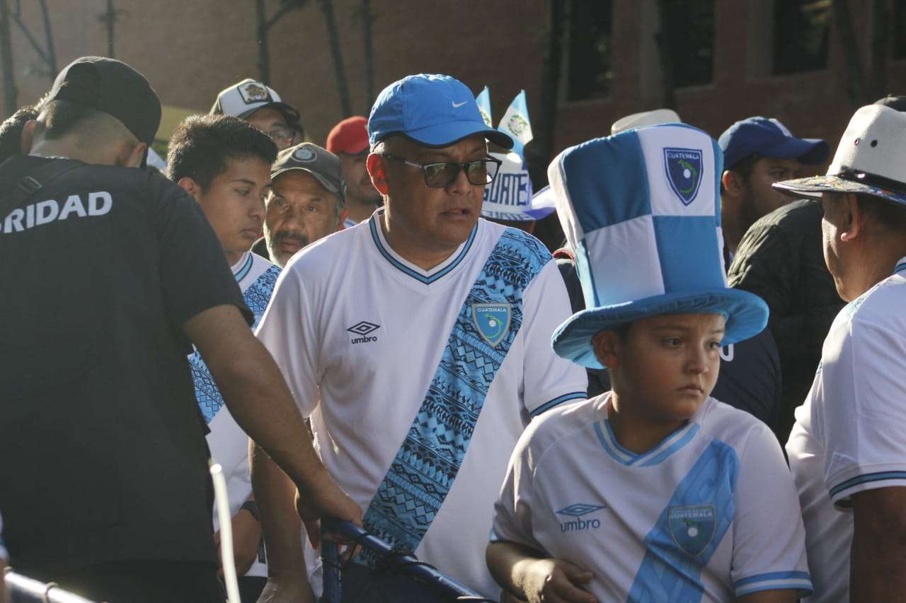 Aficionados se dieron cita al apoyo de Selección