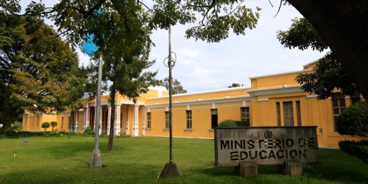 MINEDUC anuncia suspensión de clases en el departamento de Guatemala