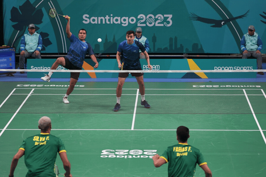 Jonathan Solís y Anibal Marroquín cayeron 0-2 en semifinales ante los brasileños Davi Carvalho y Fabricio RochaBrasil y parciales de 21-18 y 21-16.