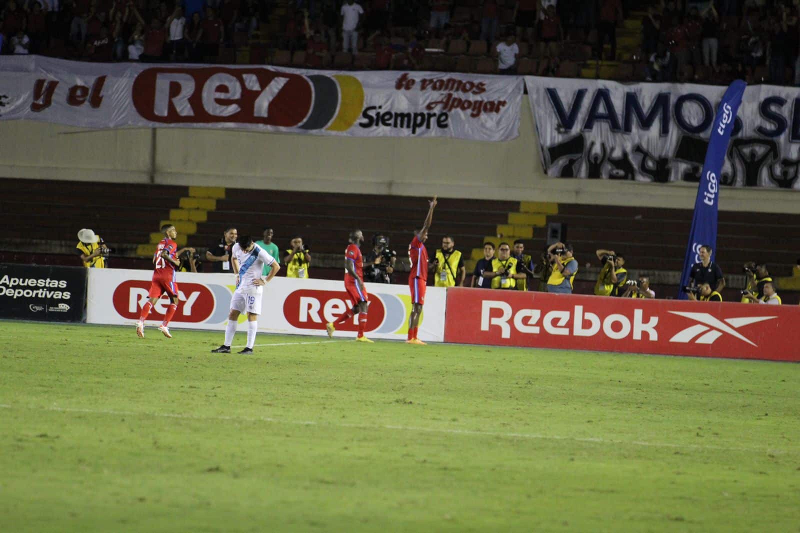 Guatemala 0-3 Panamá