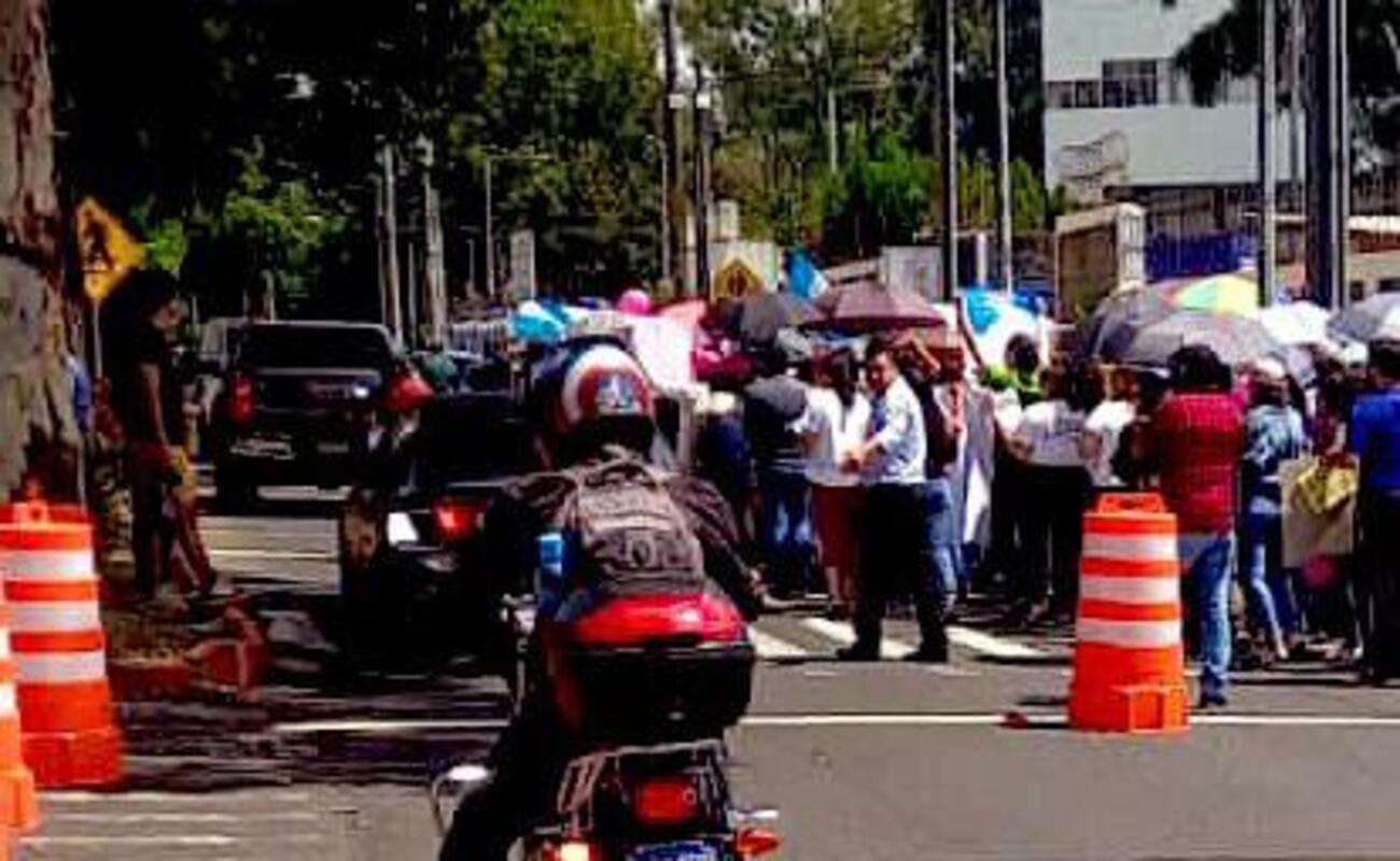 manifestación usac transito roosevelt