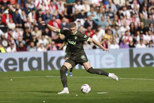 Artem Dovbyk, delantero ucraniano del Girona, durante el partido correspondiente a la jornada 13 de LaLiga. EFE/ Rodrigo Jimenez