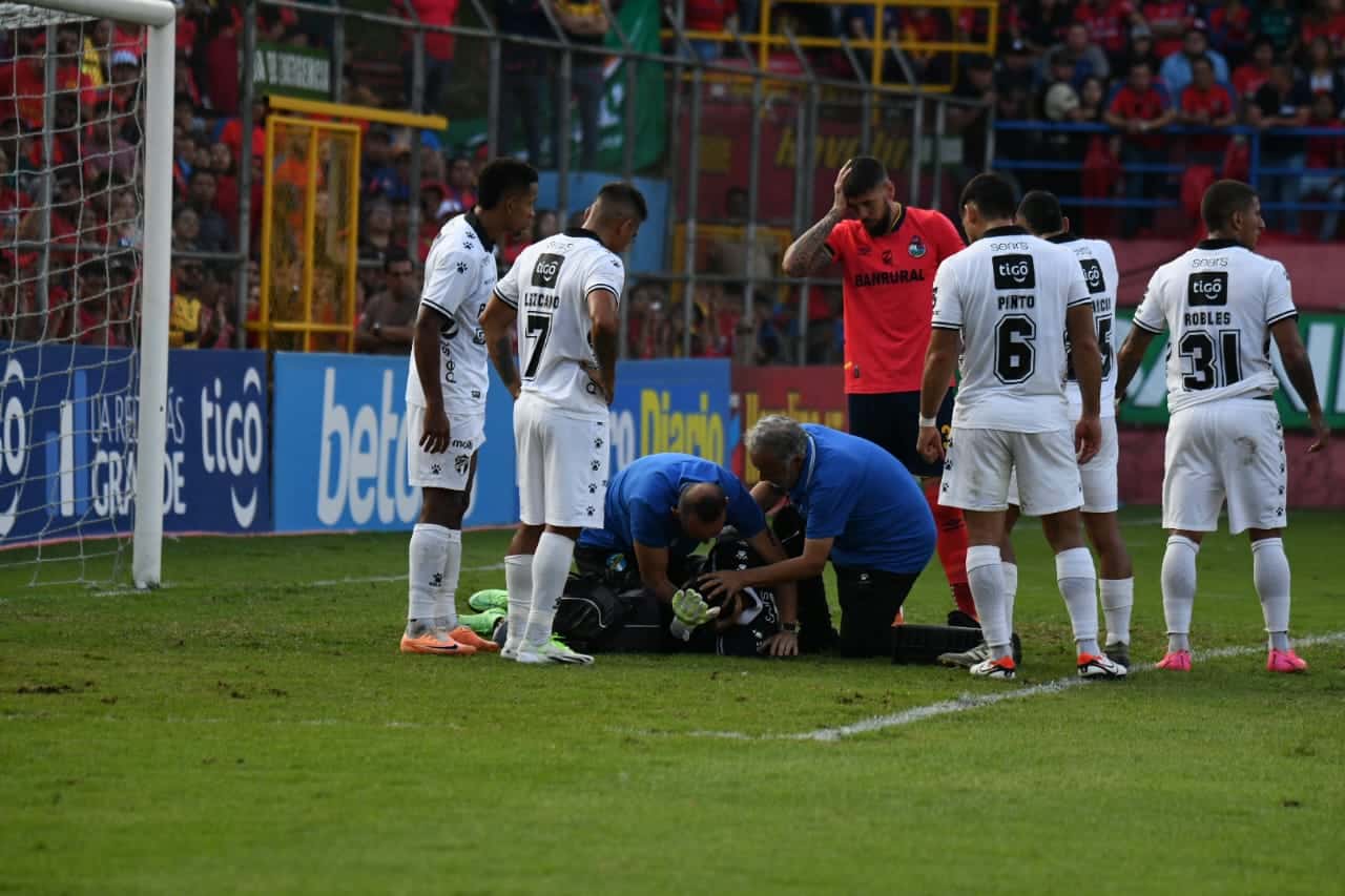 Fredy Pérez lesión Comunicaciones