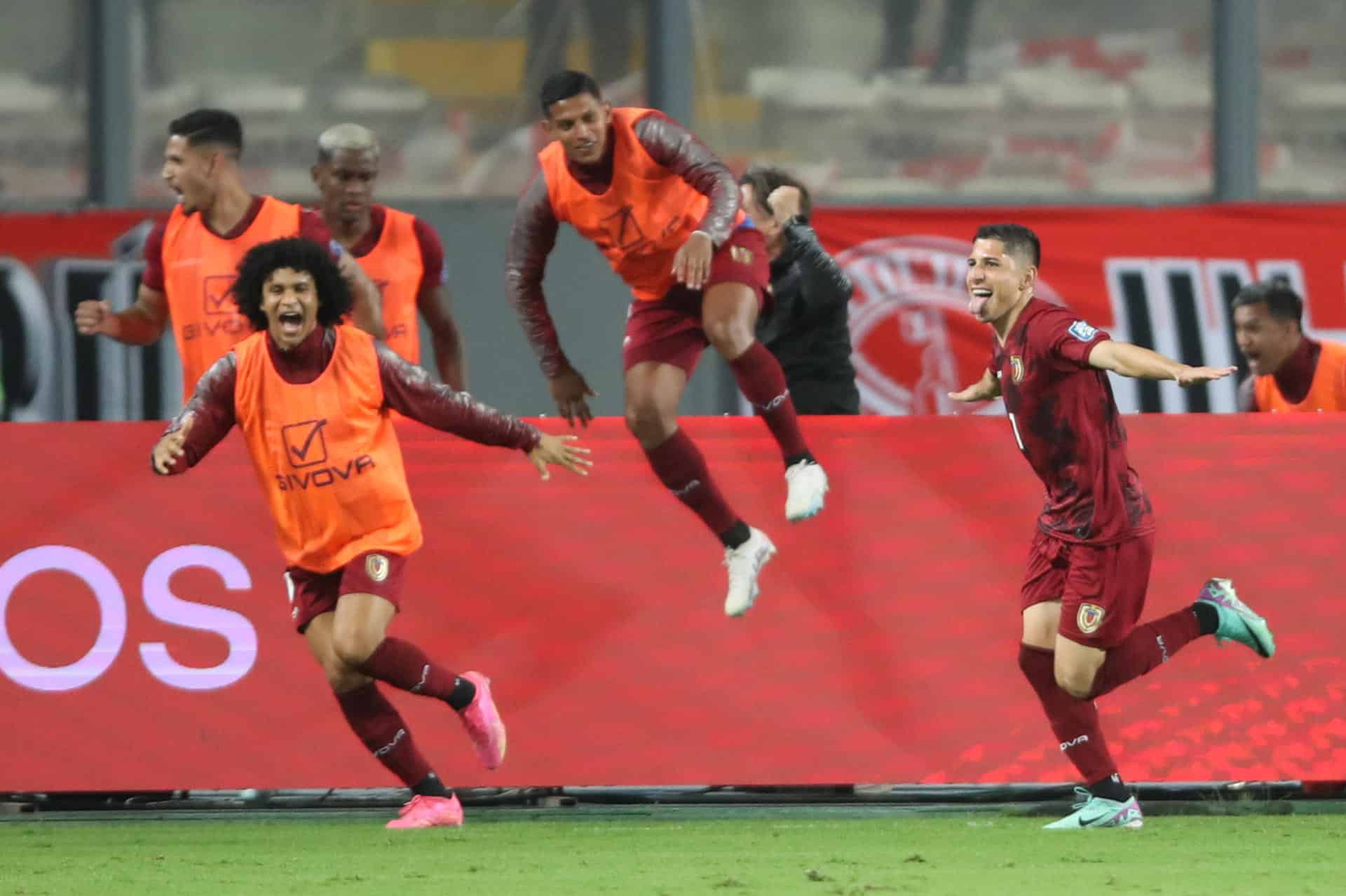 Venezuela sufrió para despegar de Perú y así cerró su 2023