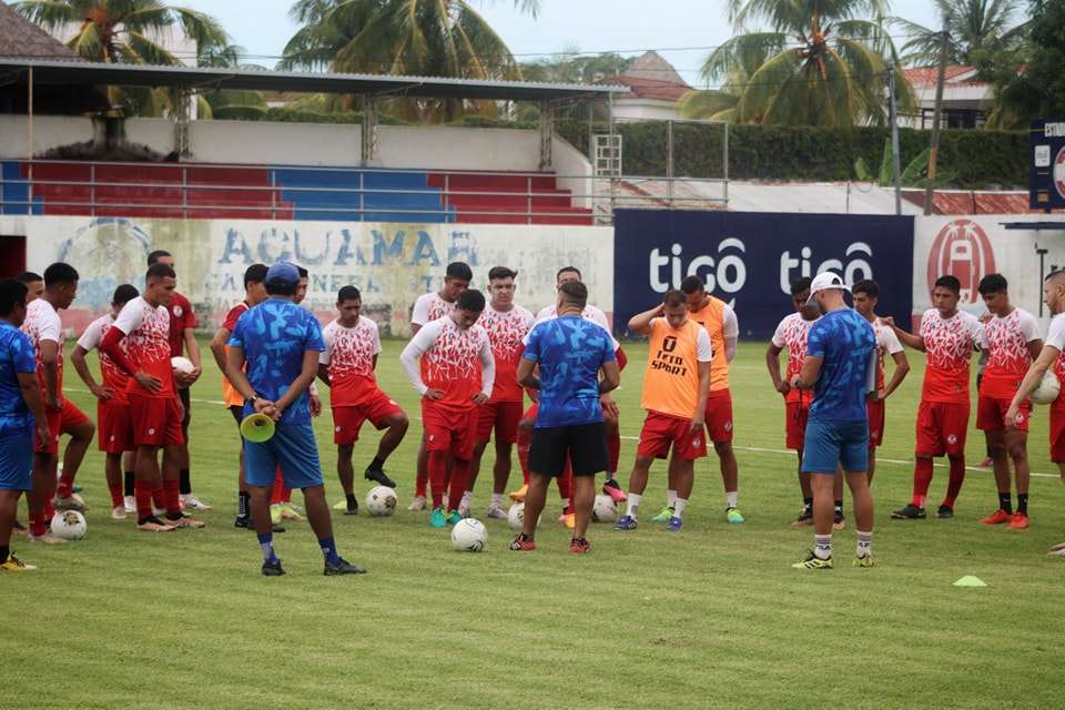 Iztapa sorpresivamente se queda sin entrenador para el Clausura 2024