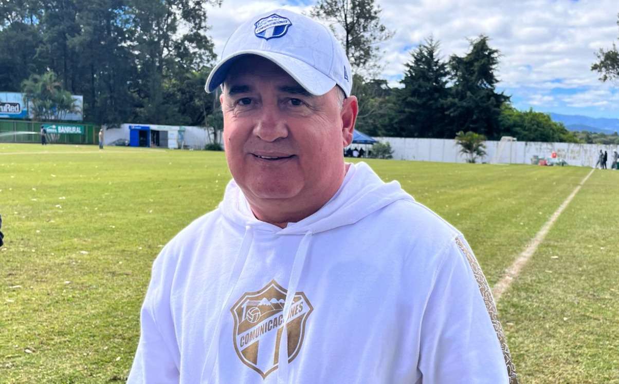 Willy Coito entrenador de Comunicaciones FC