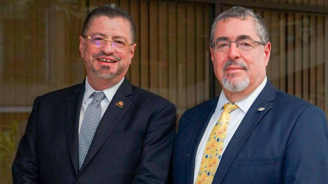 Bernardo Arévalo y Rodrigo Chaves