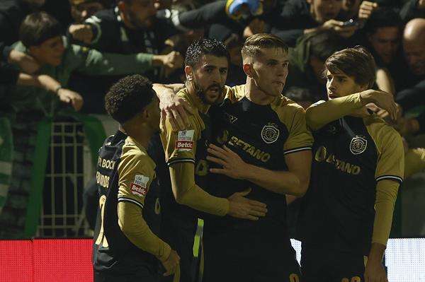 El Sporting gana al Portimonense y sigue líder en Portugal (1-2)