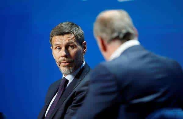 El exfutbolista Zvonimir Boban (i), en una foto de archivo UEFA. EFE/ Ali Haider