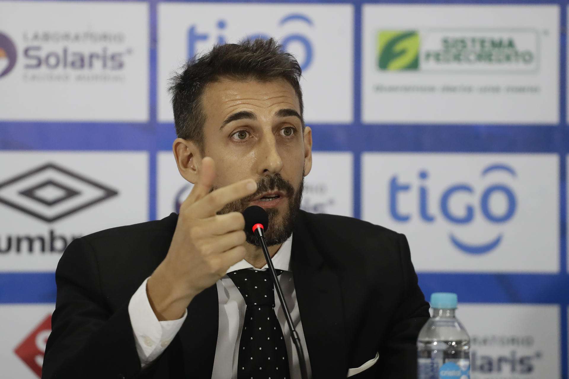 entrenador de el salvador