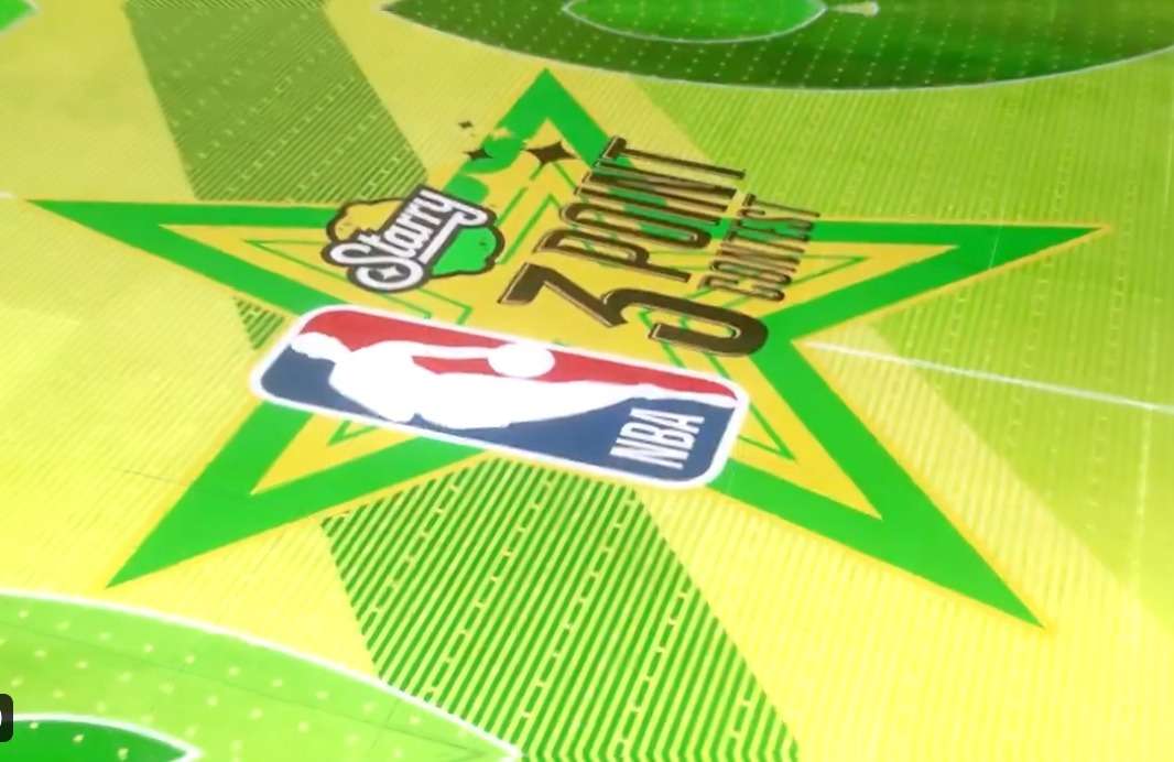 La NBA prepara sorpresas para el concurso de triples del All-Stars entre Sabrina Ionescu y Stephen Curry, este 17 de febrero y se disputará sobre una cancha creada con una gigantesca pantalla LED que proyectará imágenes y estadísticas.