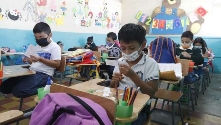 Gobierno deroga acuerdo relativo al seguro médico escolar