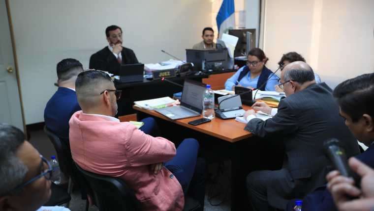 Señalados de desfalco millonario