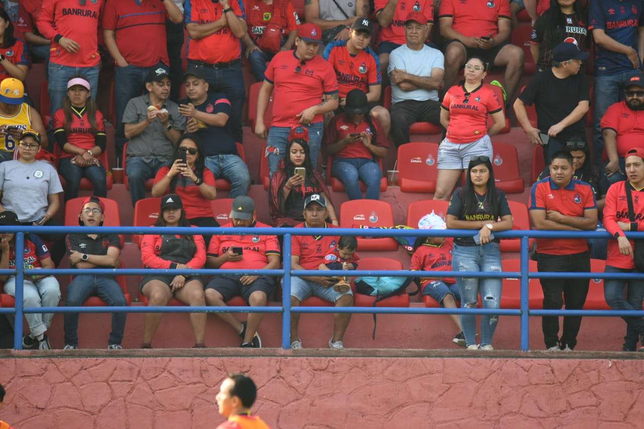 Aficionadas de Municipal Rojas