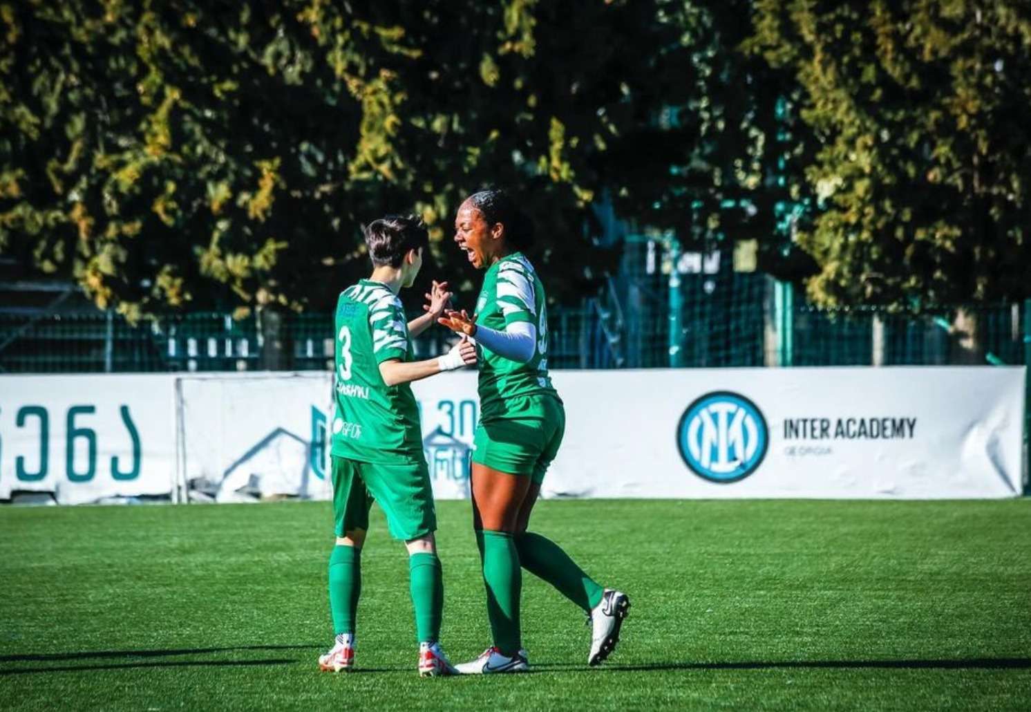 Legionarios Leslie Ramirez con el WFC Lusso Nike de Georgia