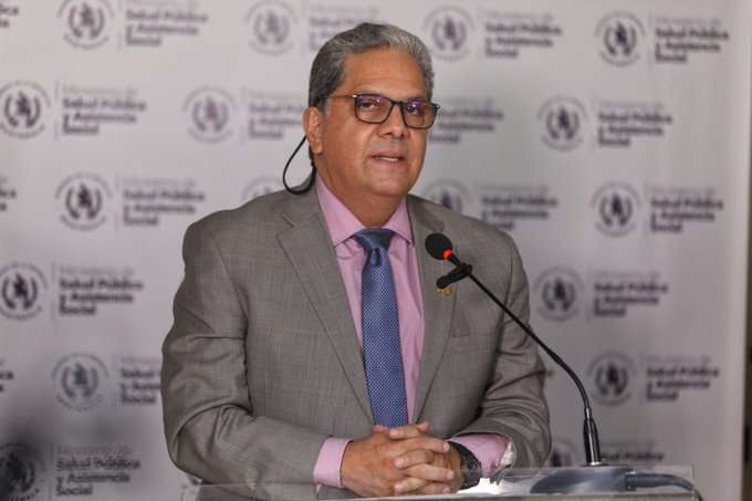 Ministro de Salud - Óscar Cordón
