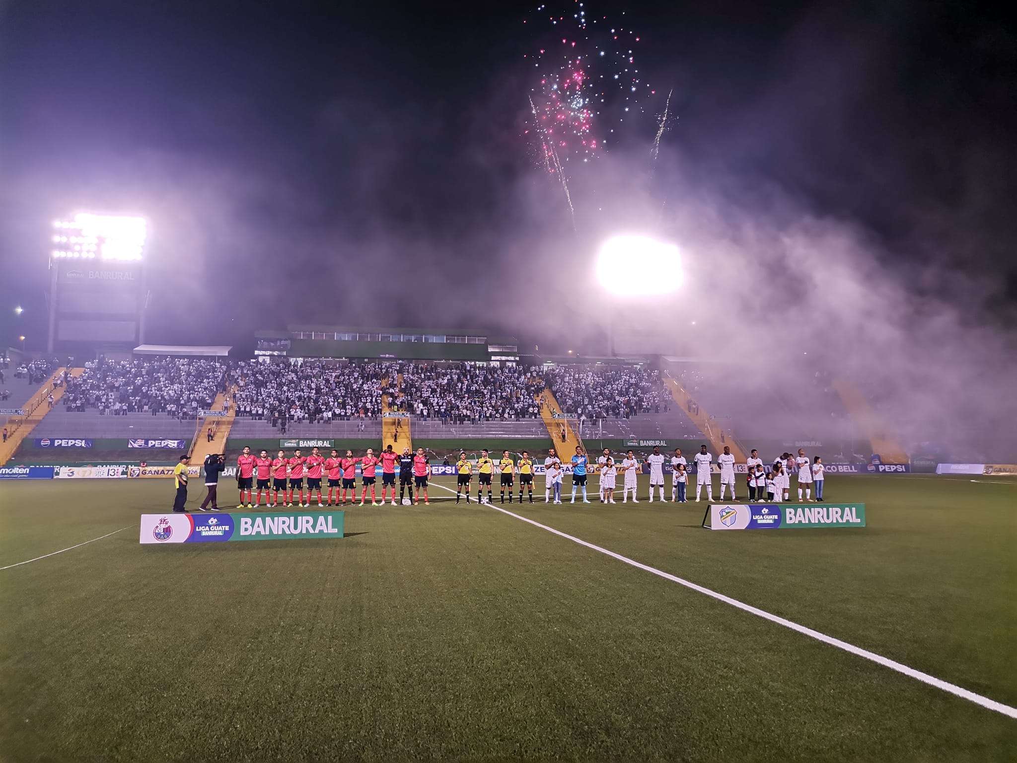 Para Clásico 329 Comunicaciones vs Municipal Clausura 2024