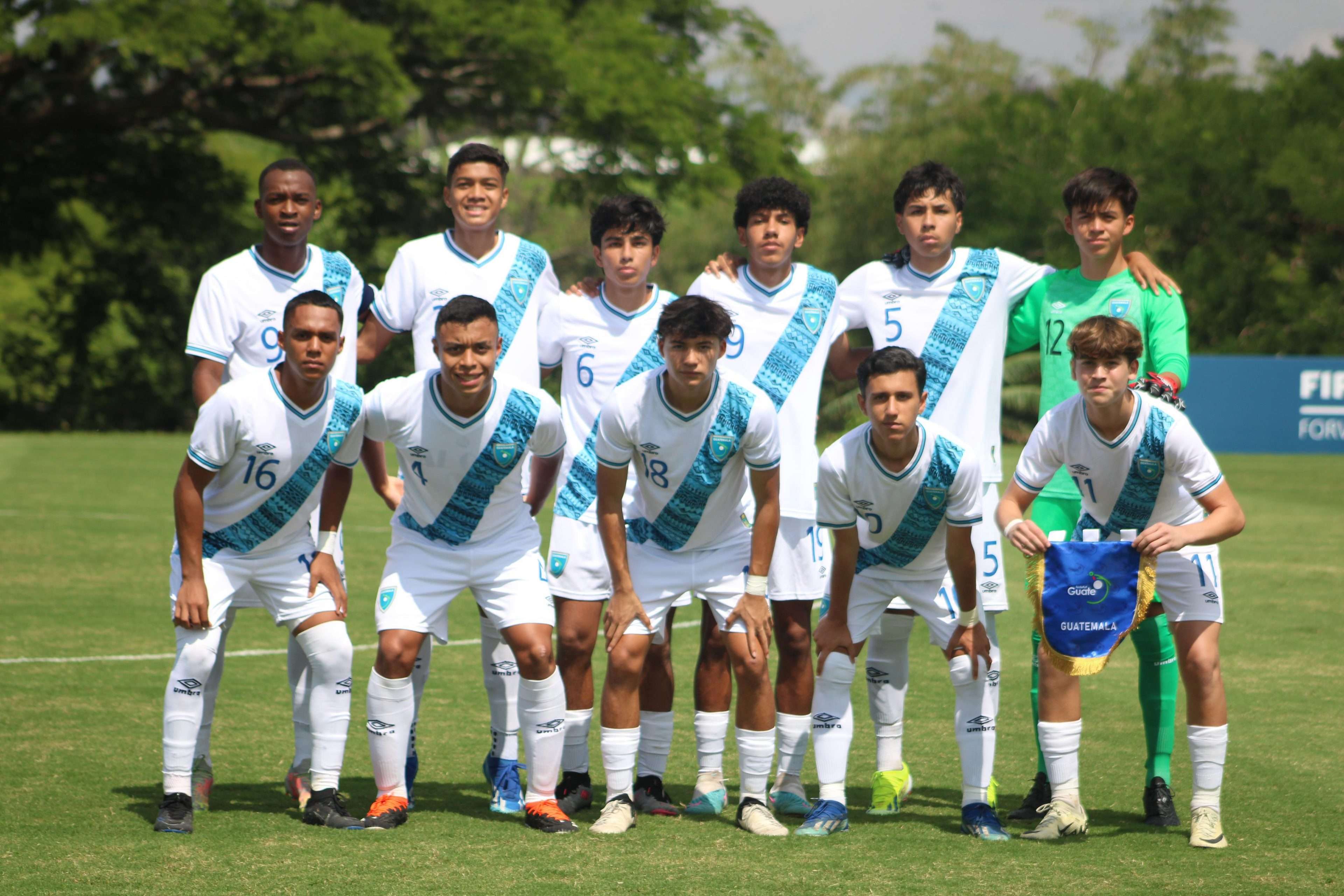 Selección Sub 16 de Guatemala inicia el torneo UNCAF FIFA FORWARD con goleada ante El Salvador