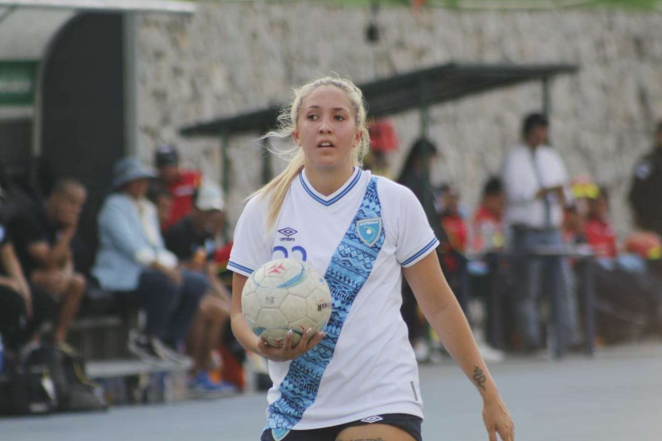 Kennedy Herrera Selección Femenina de Guatemala