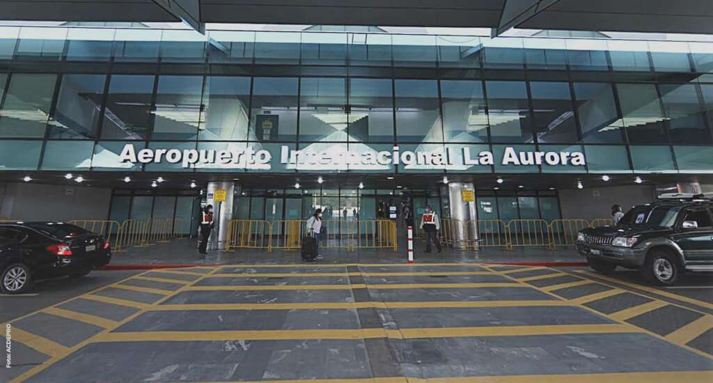 Ministerio de Gobernación y la DGAC firman convenio para fortalecer la seguridad en aeropuertos y aeródromos