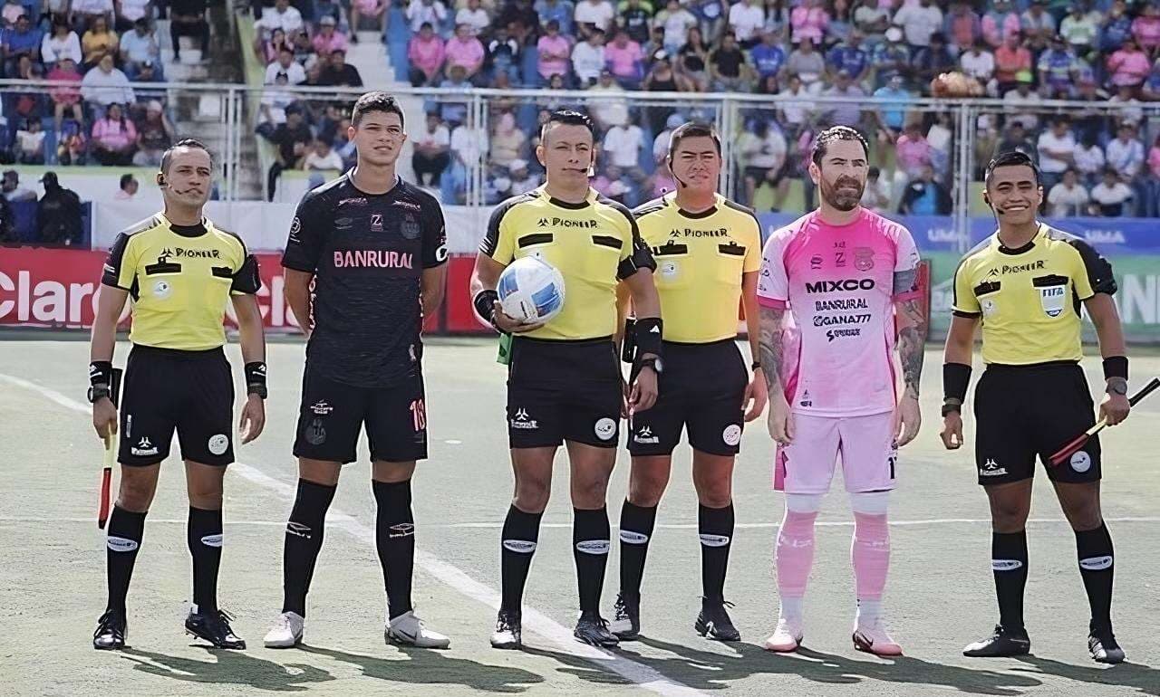 EN VIVO | Sigue el minuto a minuto del partido Mixco vs Municipal