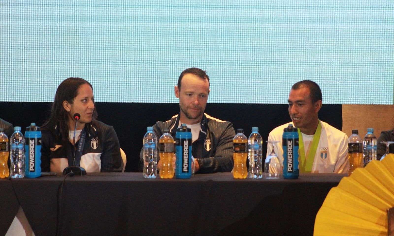 Adriana Ruano a Alberto González: «Tu historia me emociona mucho; es de admirar»