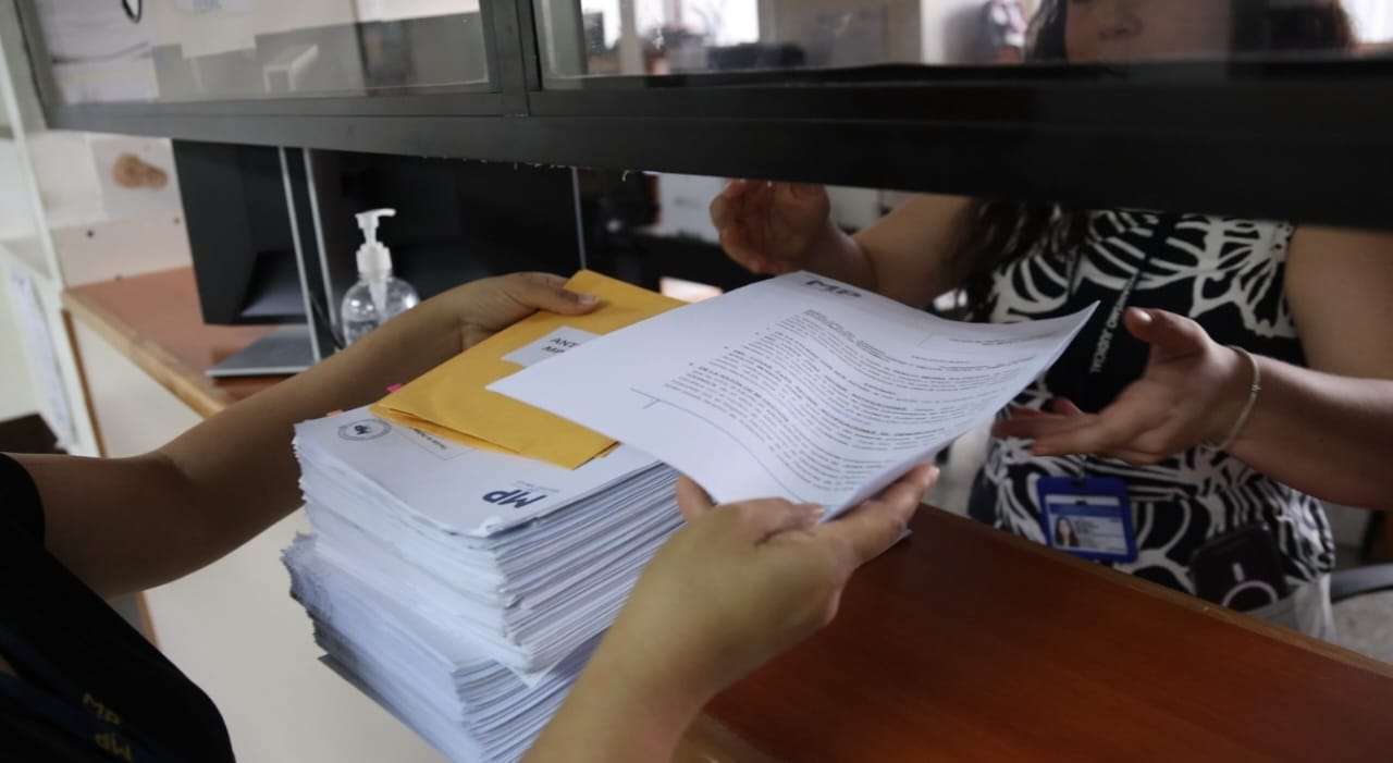 Fiscalía solicita retiro de antejuicio contra el Secretario General de la Presidencia por abuso de autoridad