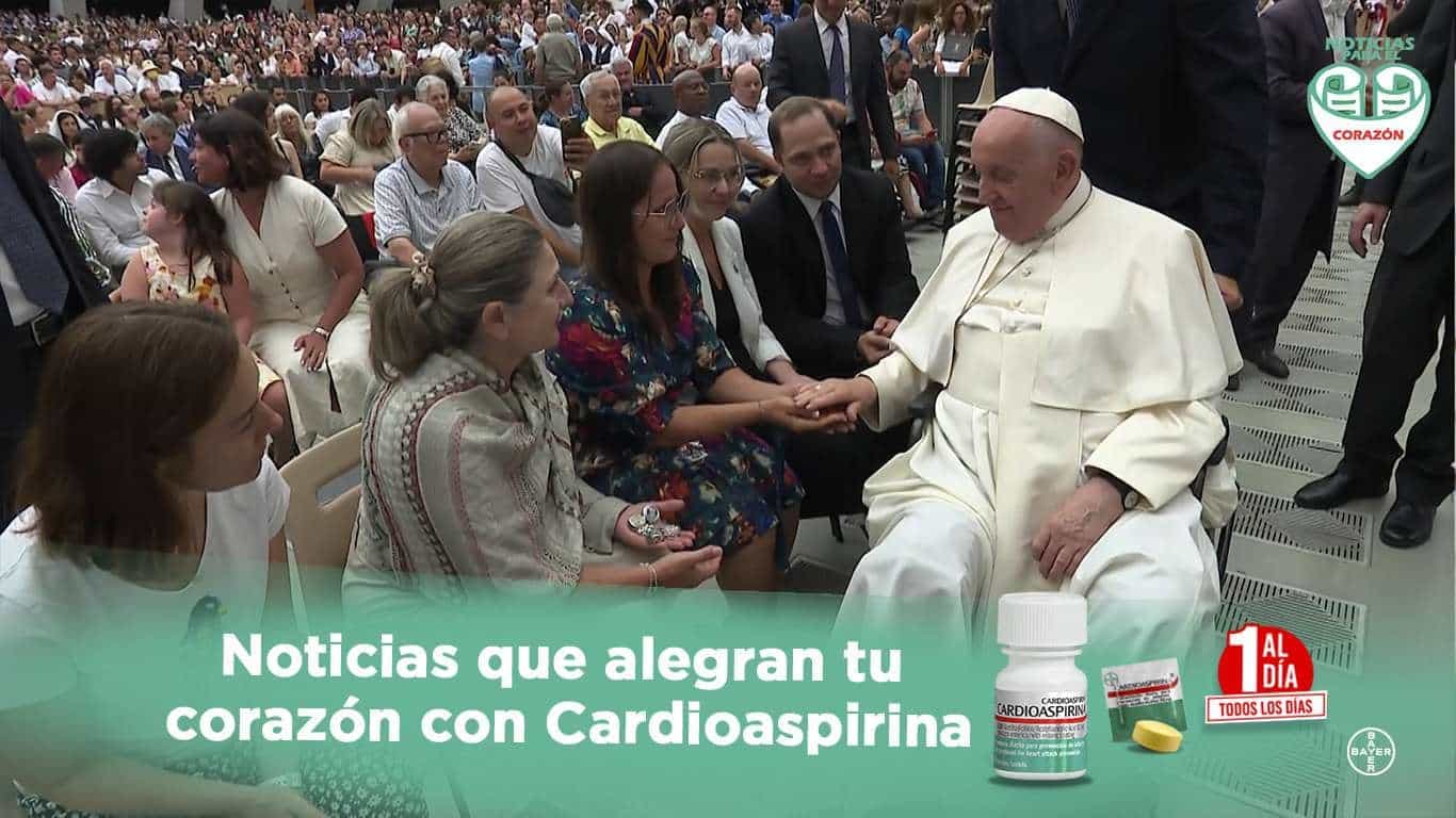 Adriana Ruano Papa Francisco Bayer