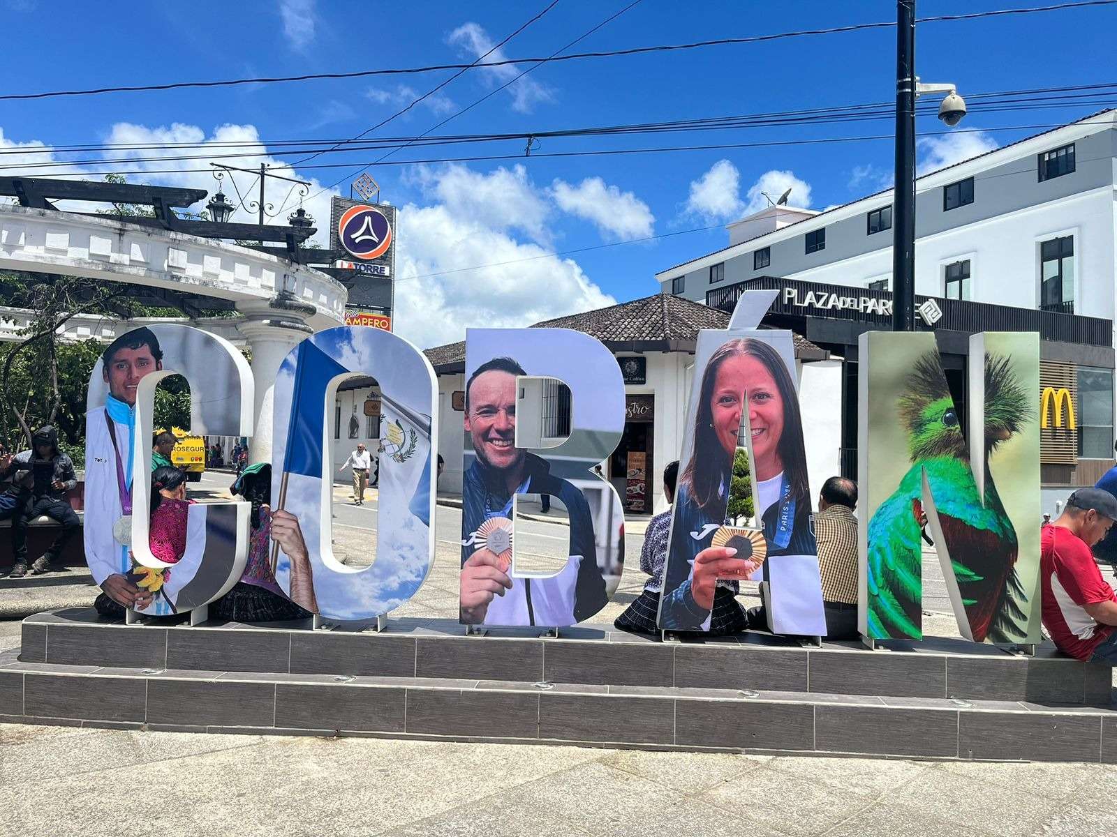 Adriana Ruano y Jean Pierre Brol